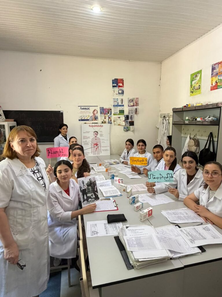 «Ենթաստամոքսային գեղձի հորմոնները» թեմայով բաց դաս